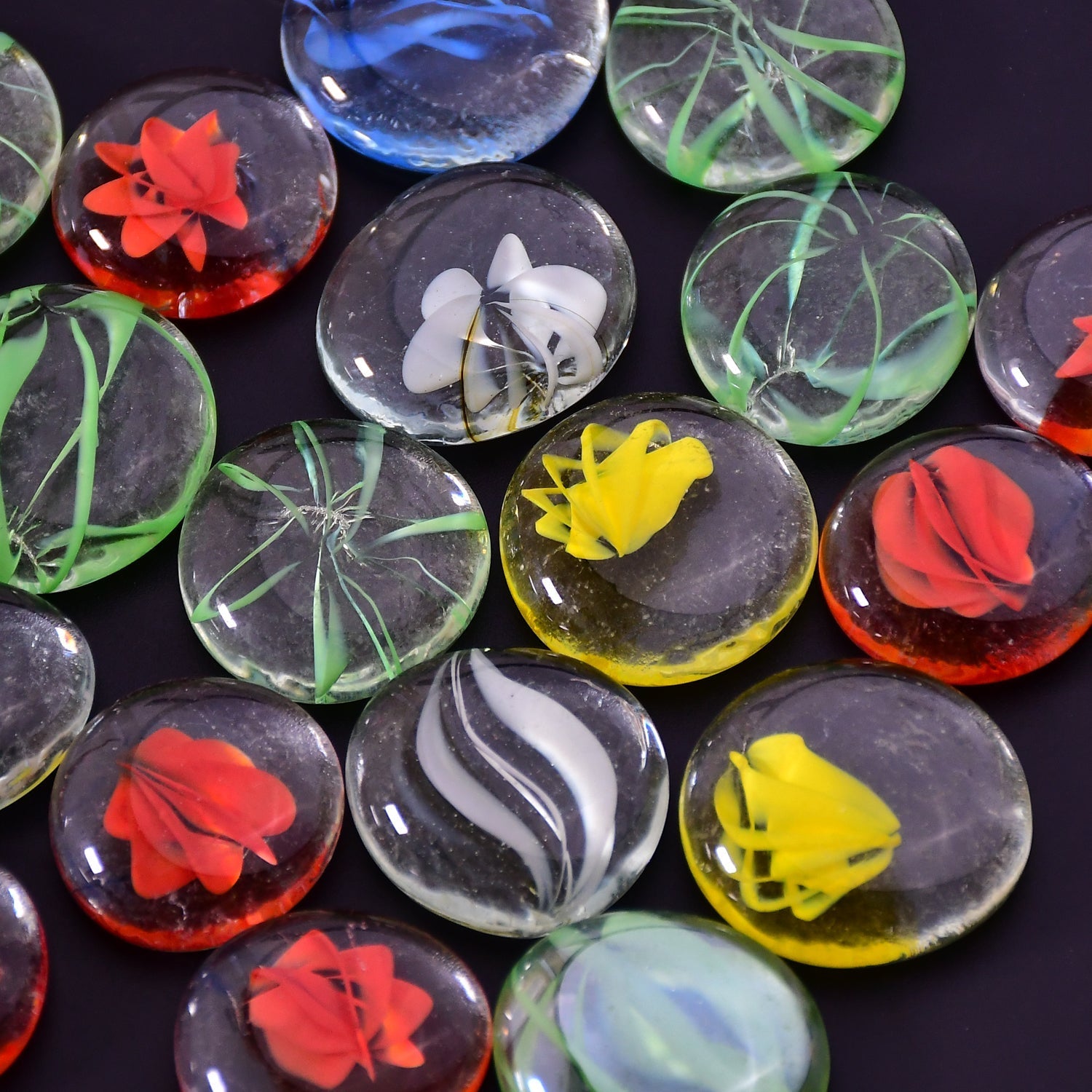 Glass Gem Stone, Flat Round Marbles Pebbles for Vase Fillers, Attractive pebbles for Aquarium Fish Tank.