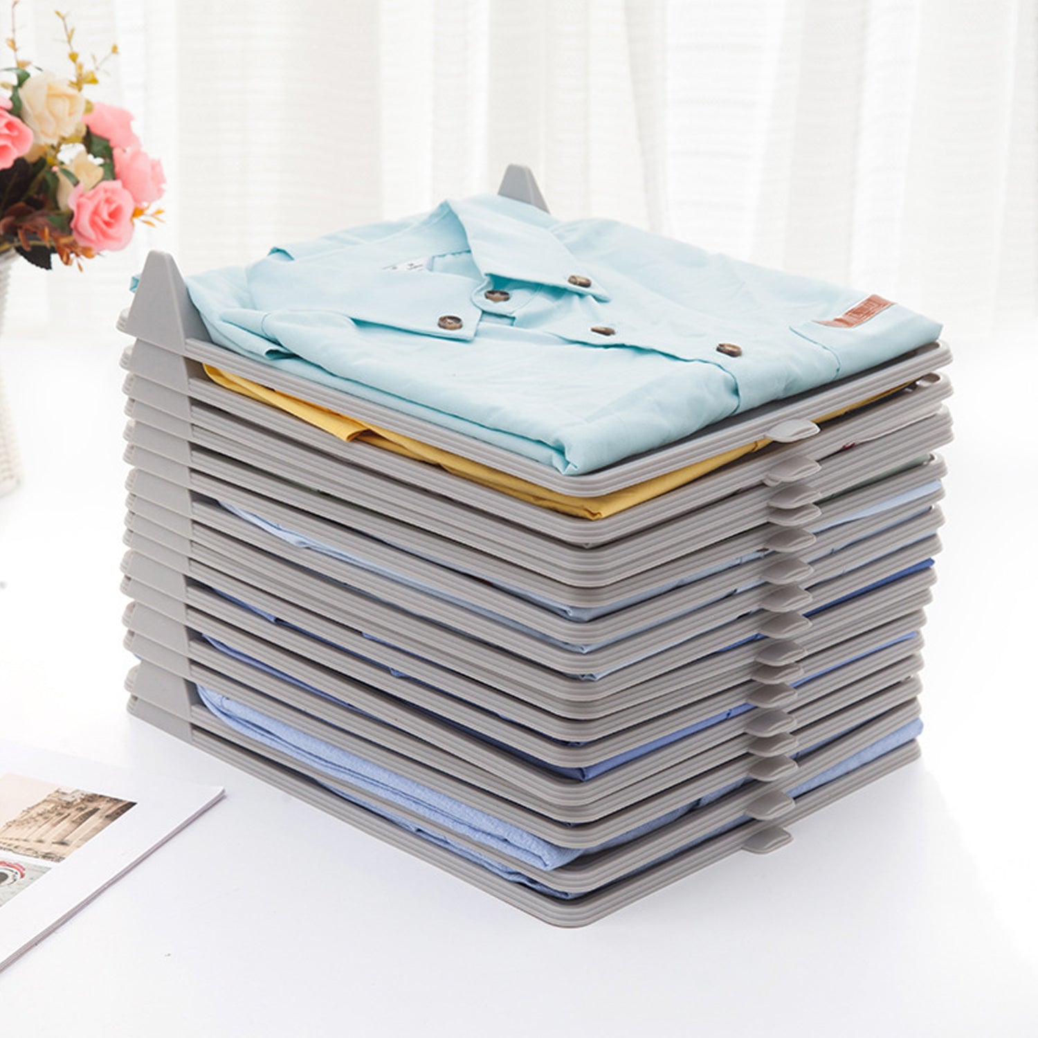 1 Pc Cloth Organiser used in all household and ironing shops in order to assemble the cloths and fabric in a well-mannered way.