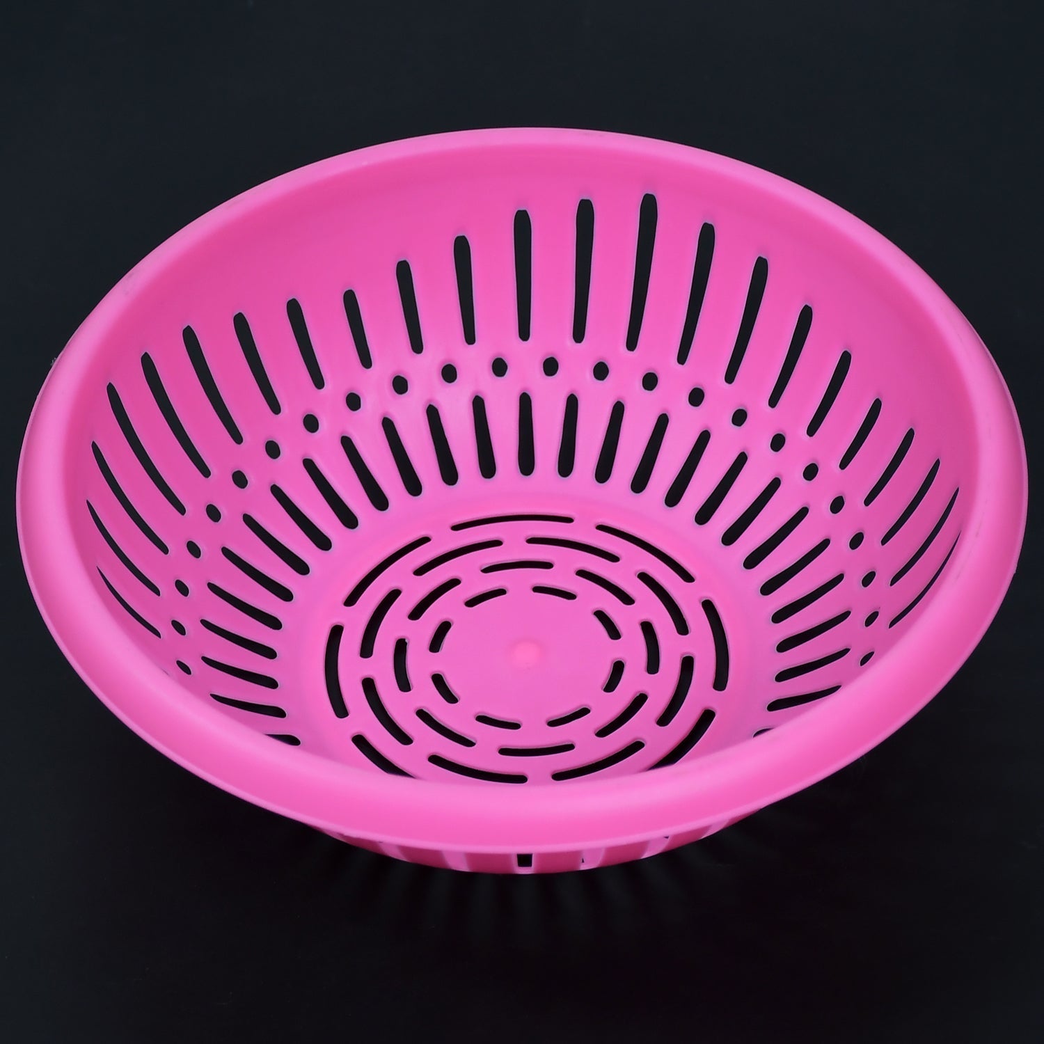 Round Unbreakable Plastic Basket with Handle, Organizers & Storage Basket for Fish, Fruit, Vegetable, Multipurpose Use ( MOQ = 10 )