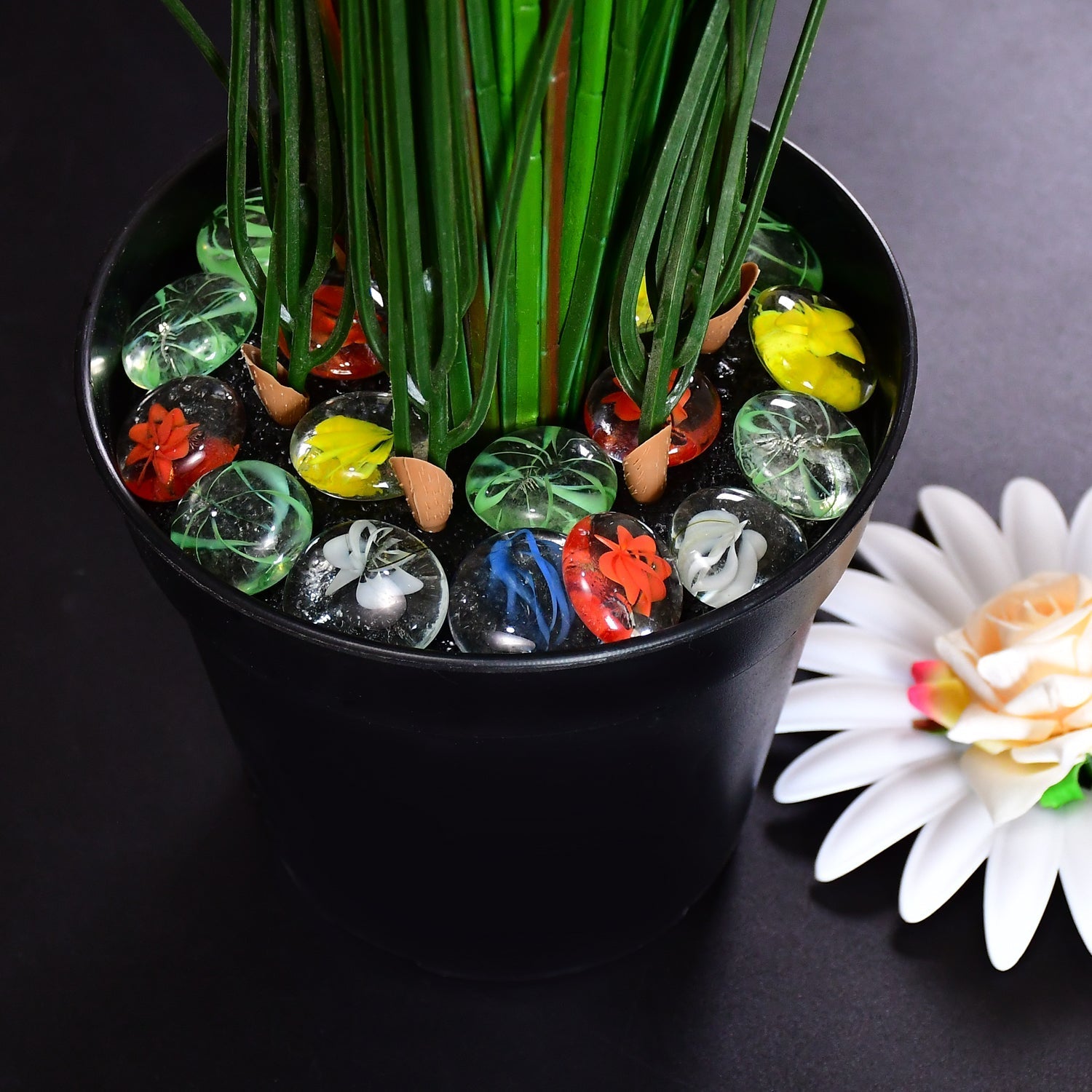 Glass Gem Stone, Flat Round Marbles Pebbles for Vase Fillers, Attractive pebbles for Aquarium Fish Tank.