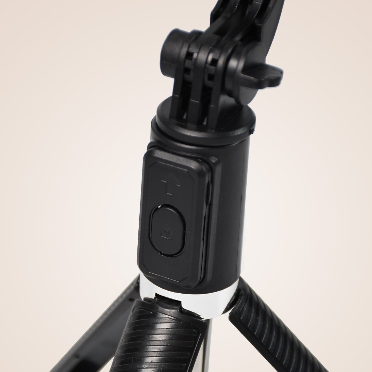 Bluetooth Selfie Stick, Portable Phone Tripod Stand for Mobile.