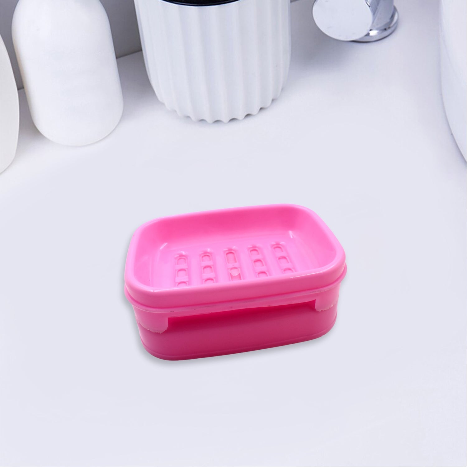 Covered Soap keeping Plastic Case for Bathroom use