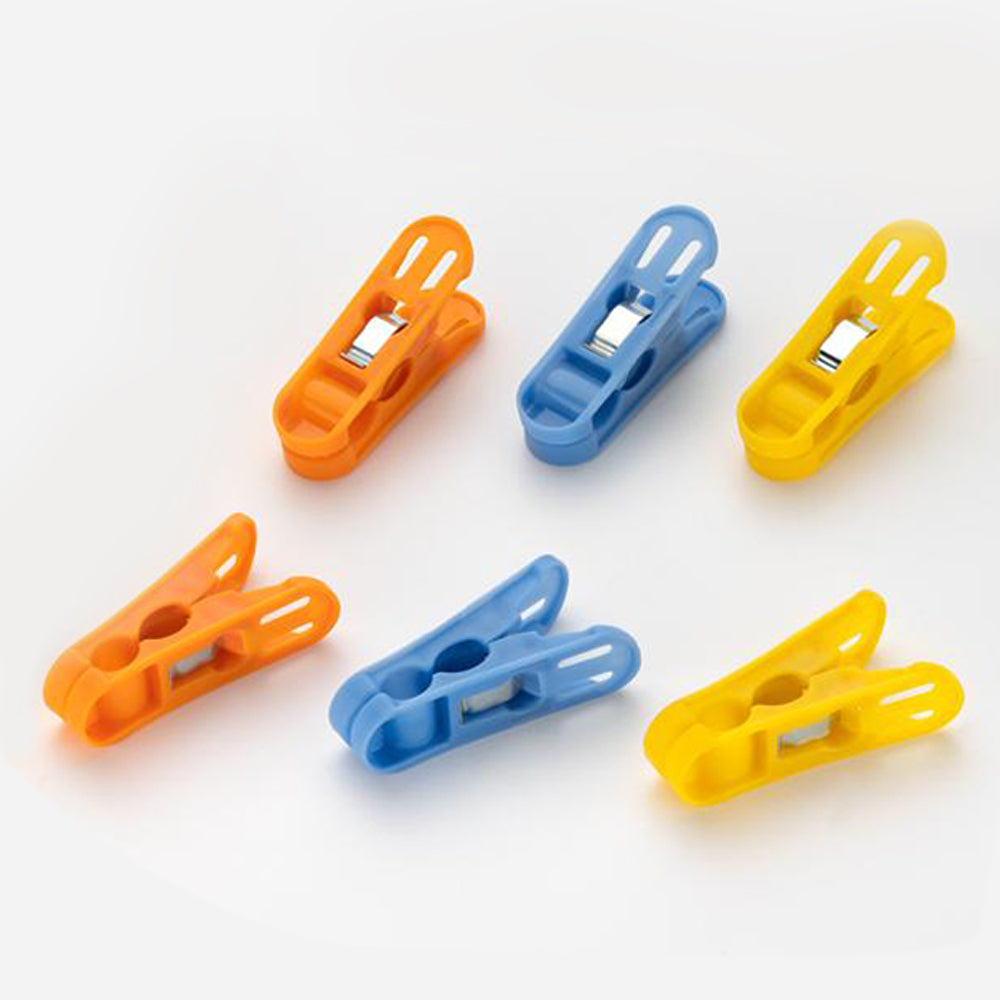 Cloth Drying Non-Slip Light Plastic Clips  (Multicolour) (Pack of 12)