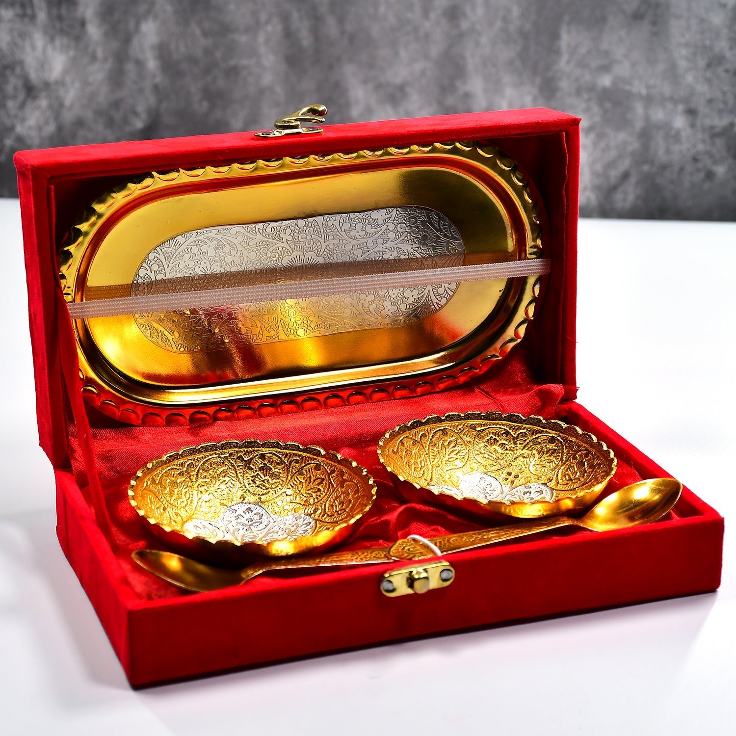 Gold Silver Plated 2 Bowl 2 Spoon Tray Set Brass with Red Velvet Gift Box Serving Dry Fruits Desserts Gift