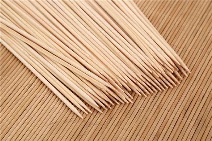 Camping Wooden Color Bamboo BBQ Skewers Barbecue Shish Kabob Sticks Fruit Kebab Meat Party Fountain Bamboo BBQ Sticks Skewers Wooden (20cm)