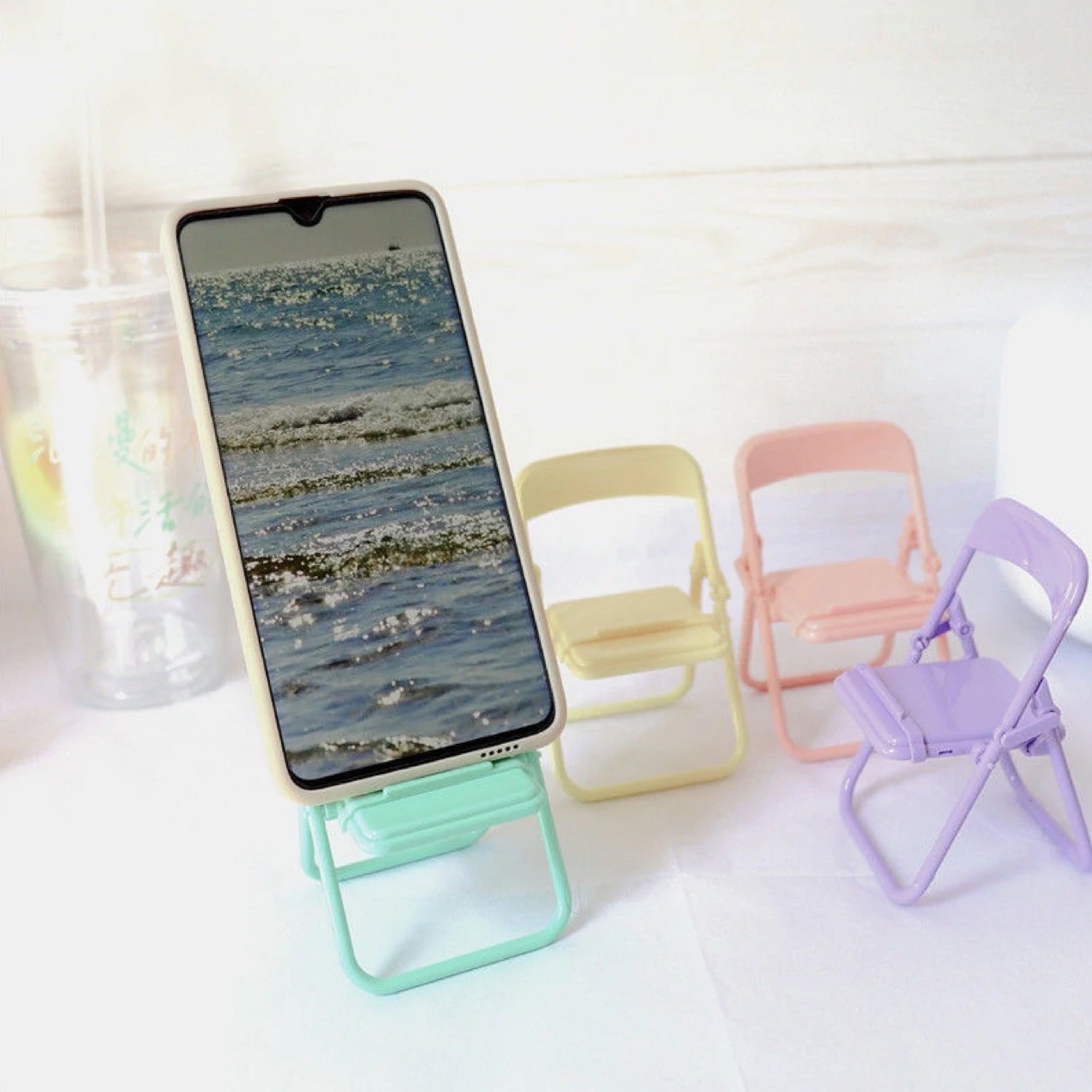 1 Pc Chair Stand With Box As A Mobile Stand For Holding And Supporting Mobile Phones Easily.