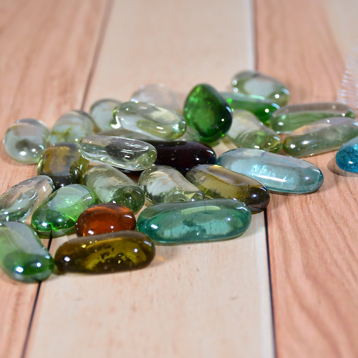 Glass Gem Stone, Flat Round Marbles Pebbles for Vase Fillers, Attractive pebbles for Aquarium Fish Tank.