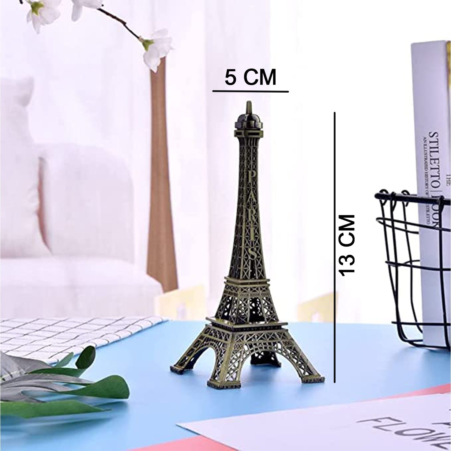 Antique Finish 3D Metal Paris Eiffel Tower Metal Craft Famous Landmark Building Metal Statue, Cabinet, Office, Gifts Decorative Showpiece.