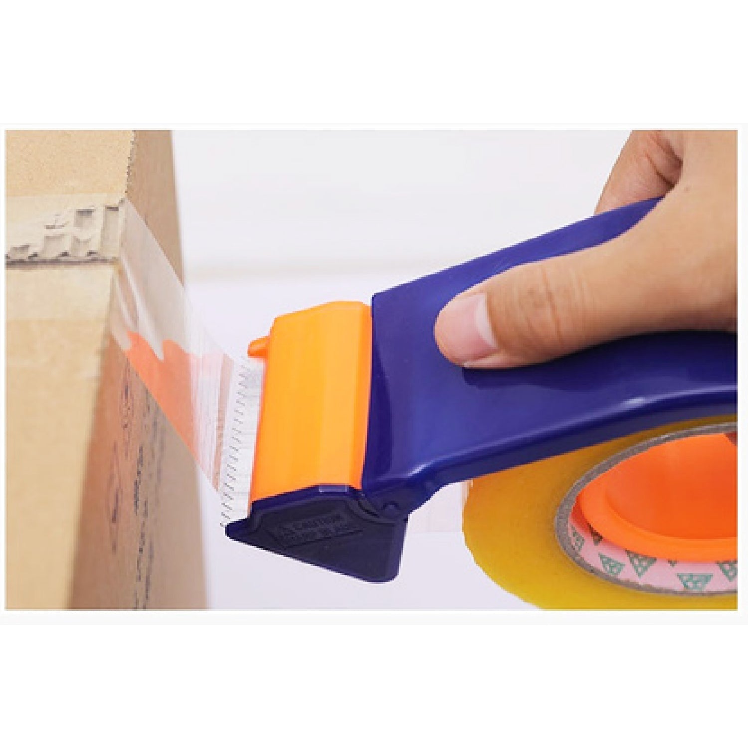 Easy and Portable Finger Tape Cutter